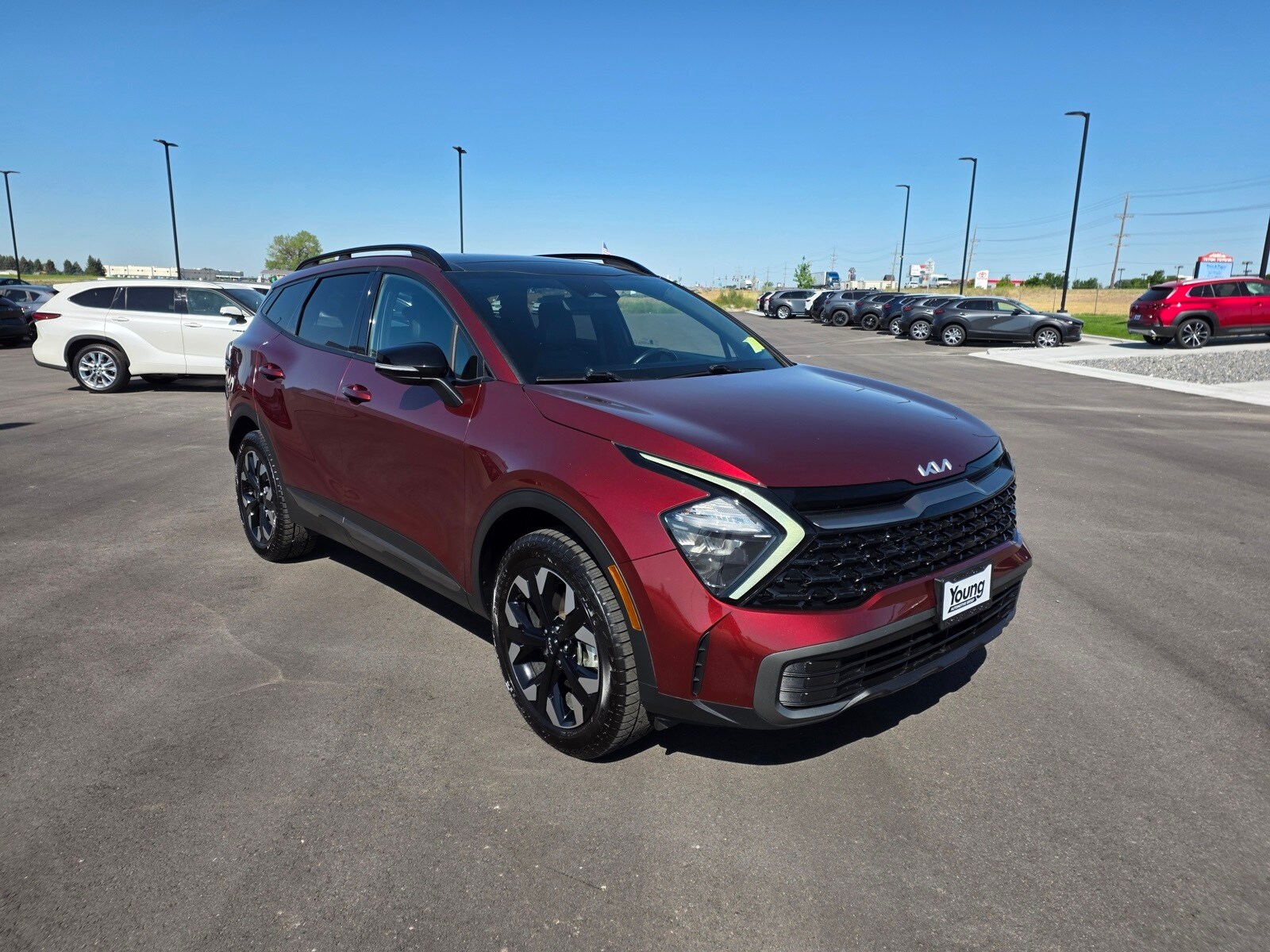 2023 Kia Sportage X-Line photo 2