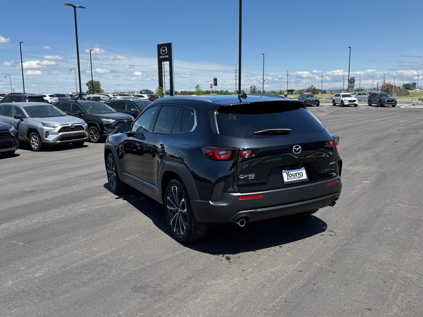 2025 Mazda CX-50 2.5 Premium Plus photo 3