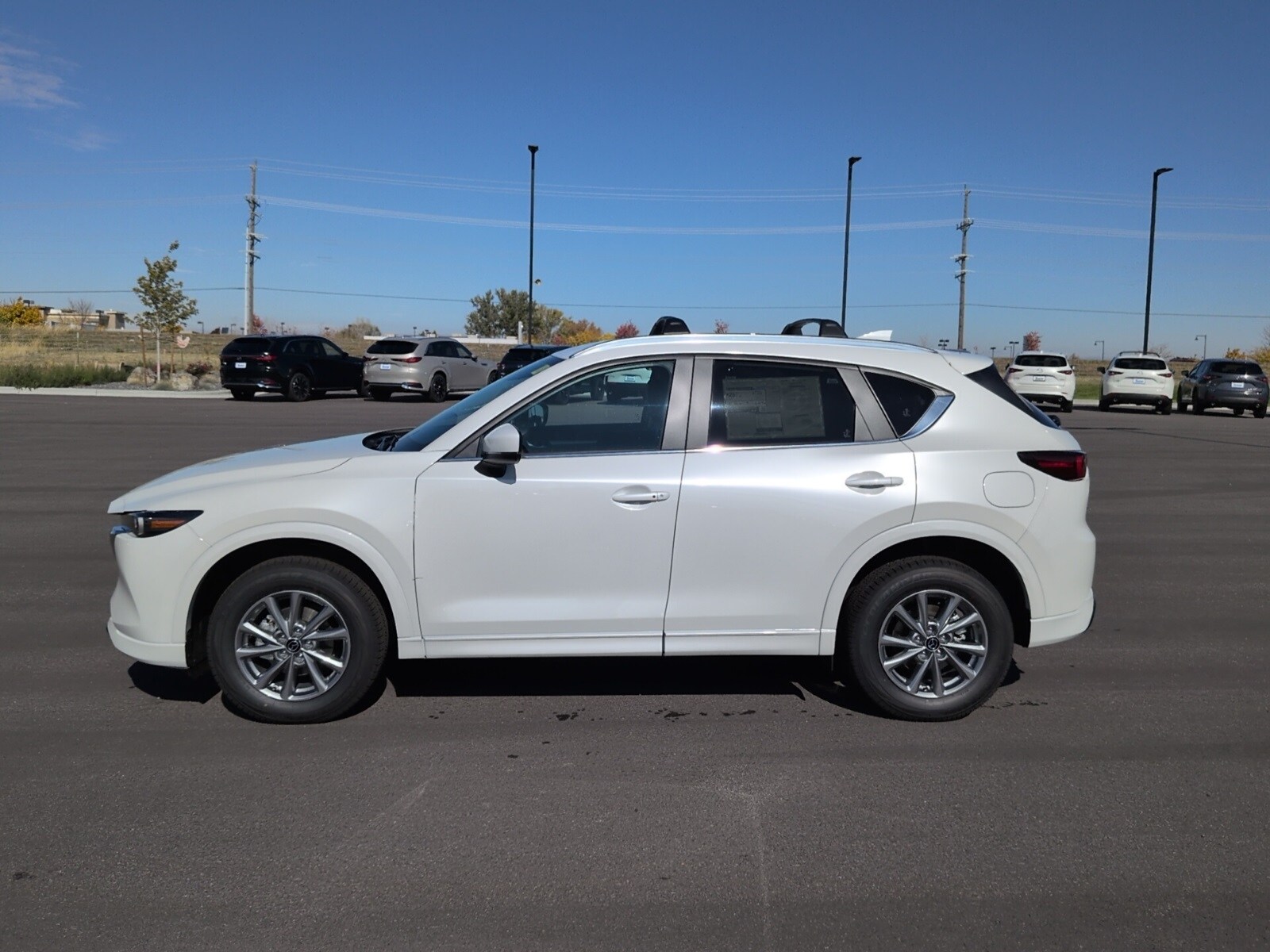 2025 Mazda CX-5 2.5 Select photo 3