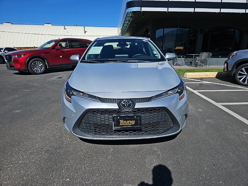 Used 2022 Toyota Corolla LE with VIN 5YFEPMAE7NP276899 for sale in Missoula, MT