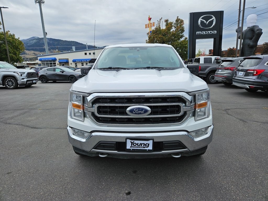 2021 Ford F-150 XLT photo 2