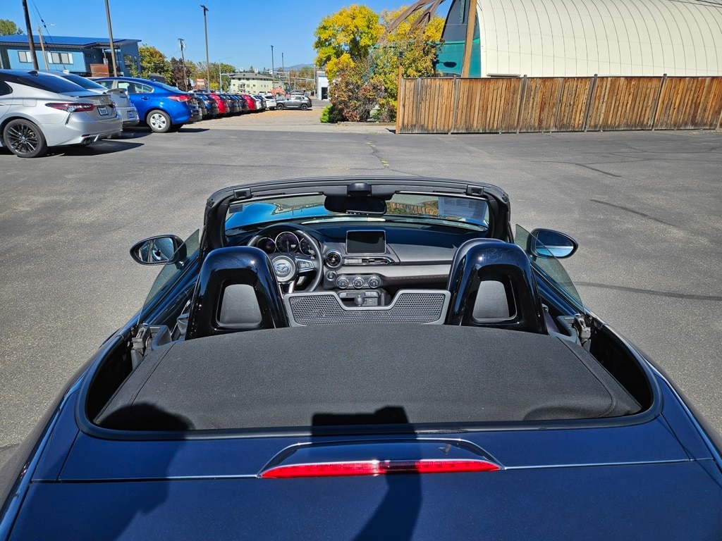 2017 Mazda MX-5 Miata Miata Grand Touring photo 27