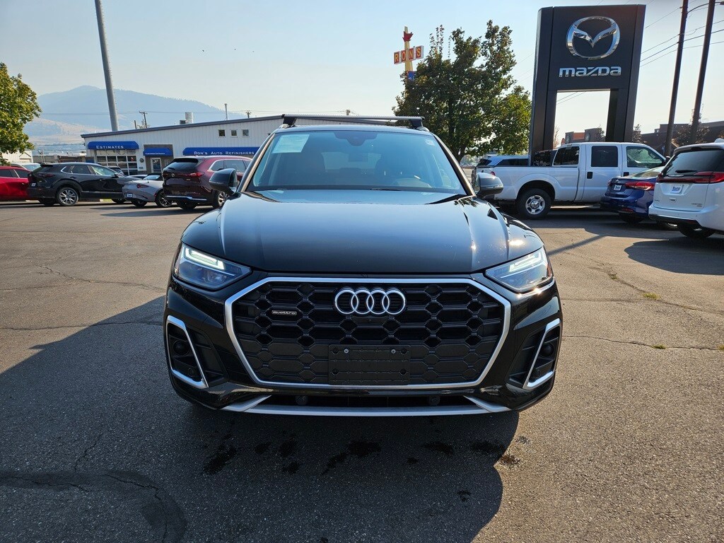 2023 Audi Q5 45 S line Premium Plus photo 2