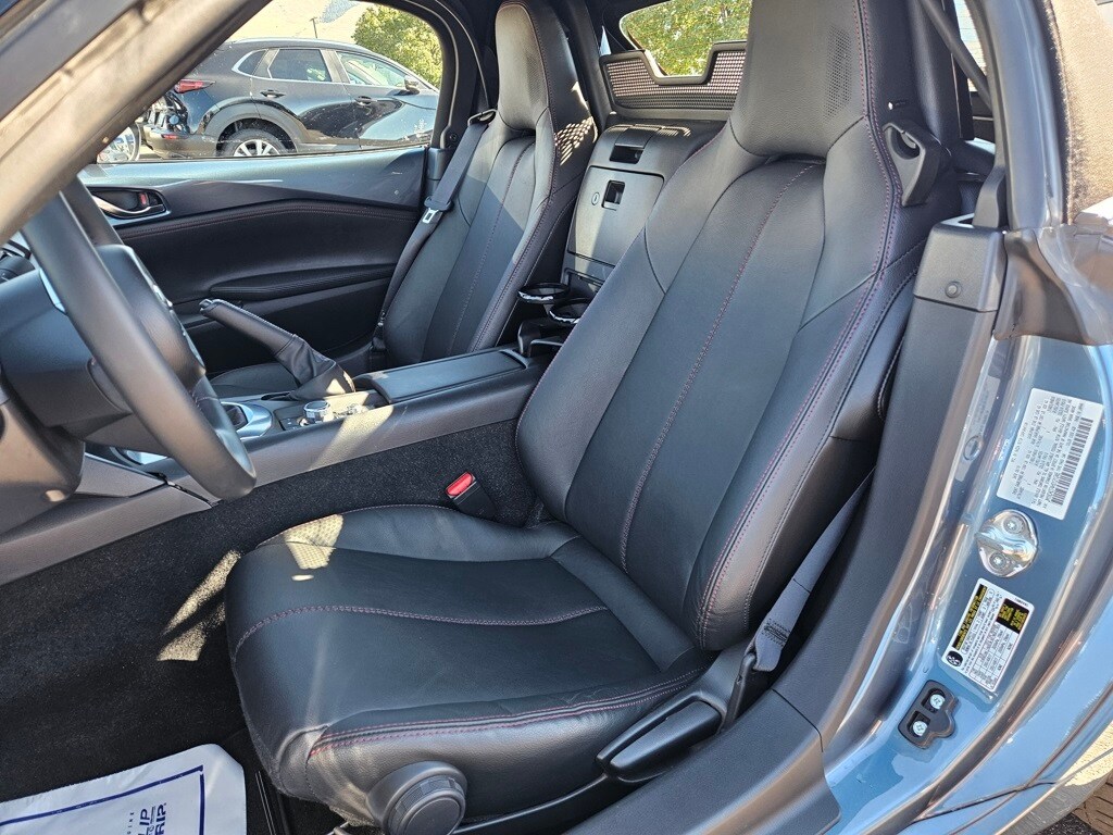 2017 Mazda MX-5 Miata Miata Grand Touring photo 11