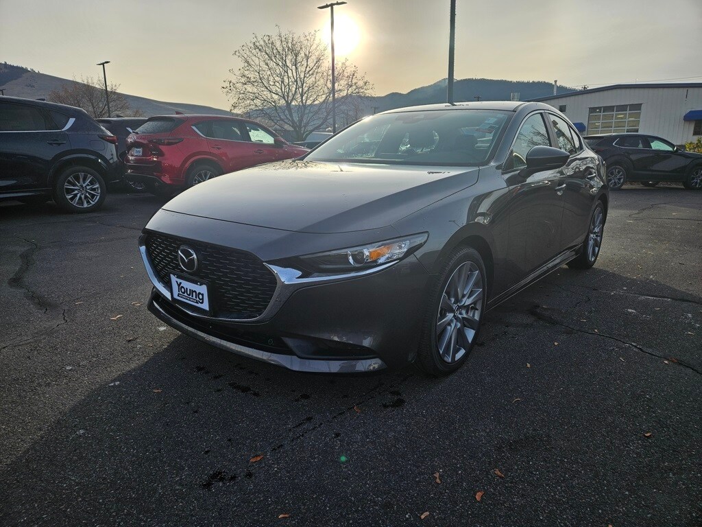 2023 Mazda Mazda3 Sedan 2.5 Select photo 3