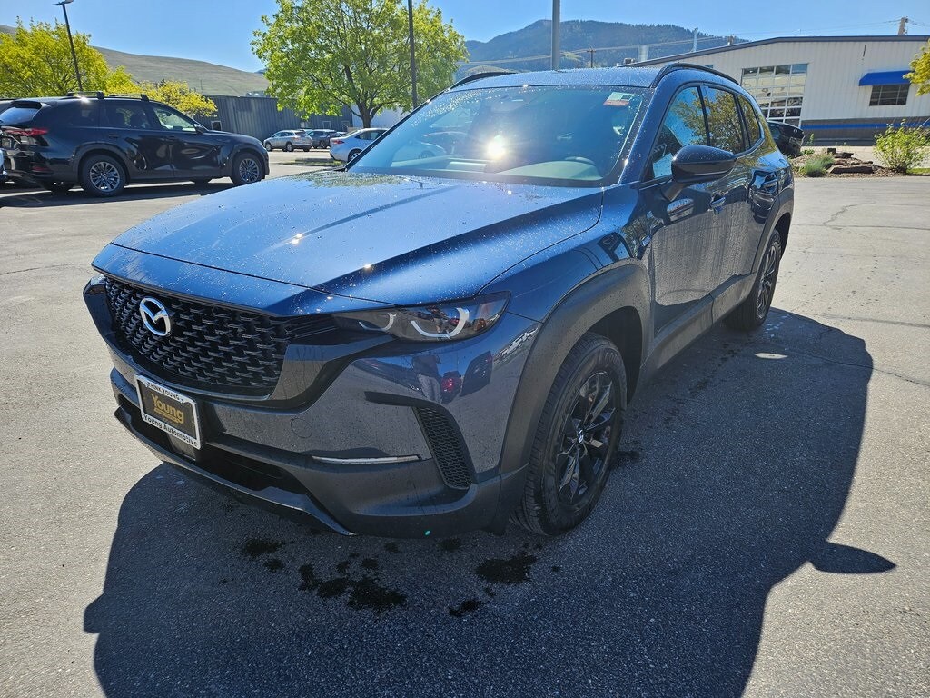 2025 Mazda CX-50 Premium photo 3