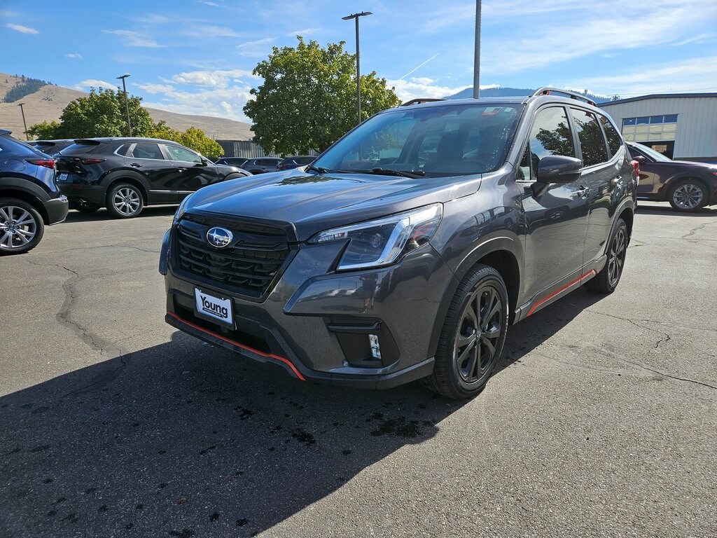 2022 Subaru Forester Sport photo 3
