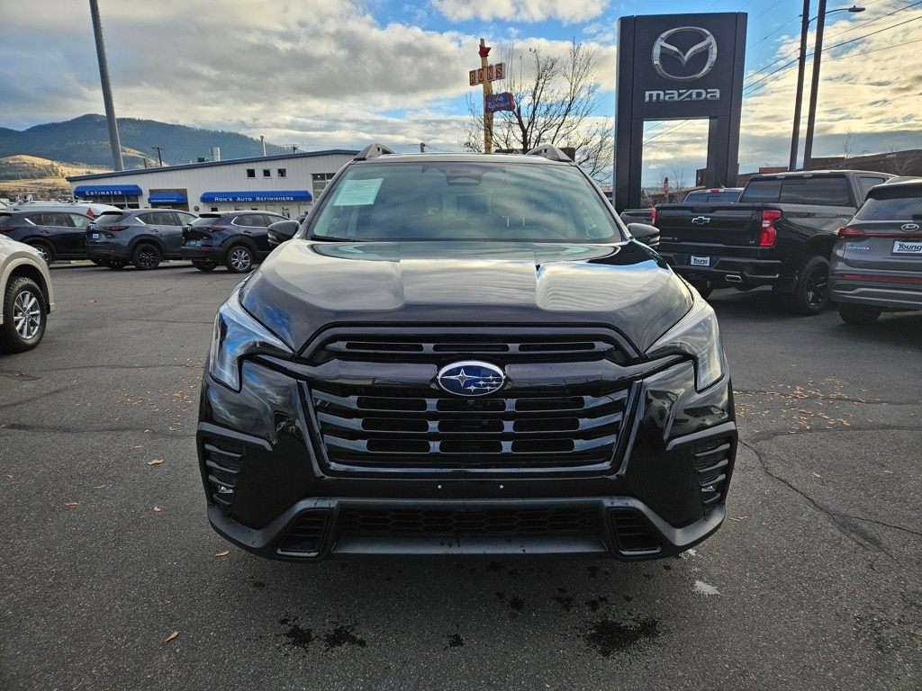 2023 Subaru Ascent Onyx Edition photo 2