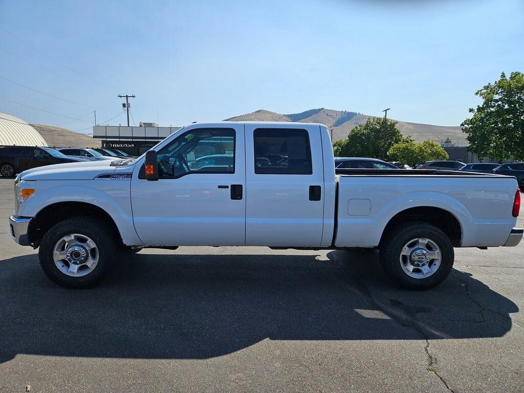 2015 Ford F-250 XLT photo 4