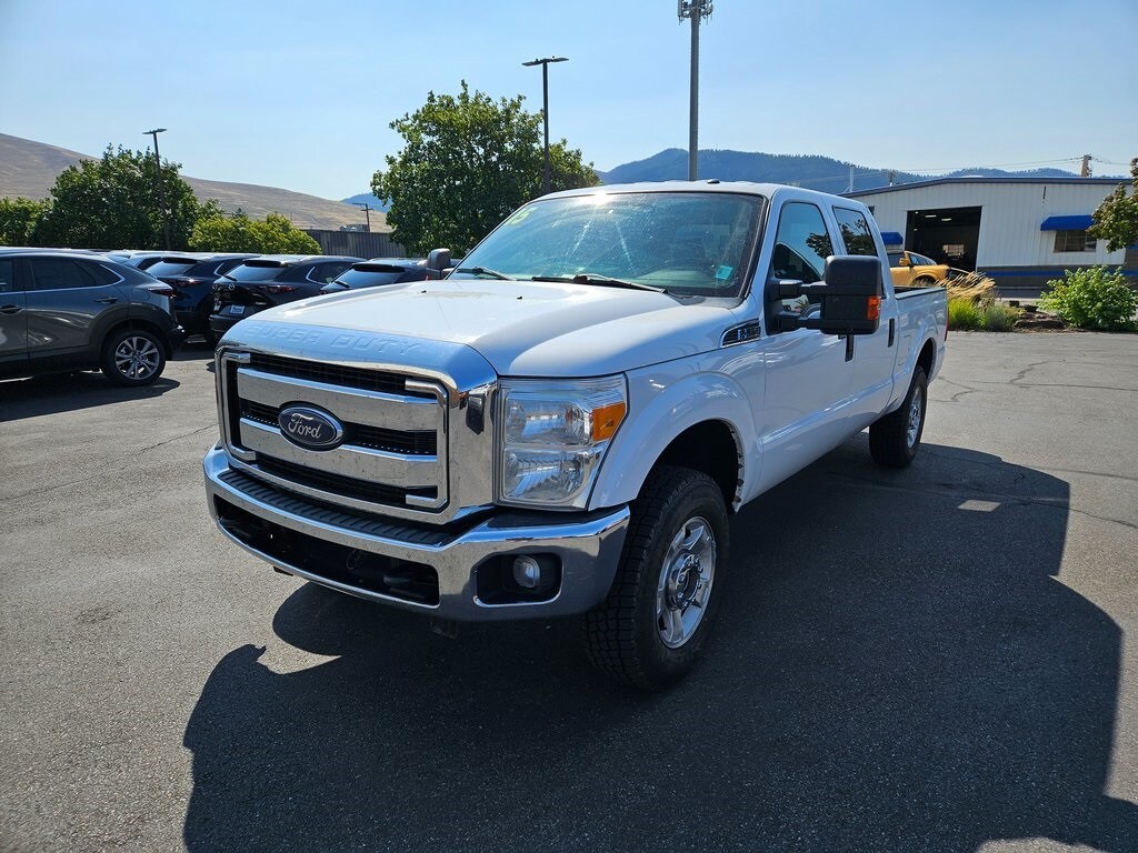 2015 Ford F-250 XLT photo 3