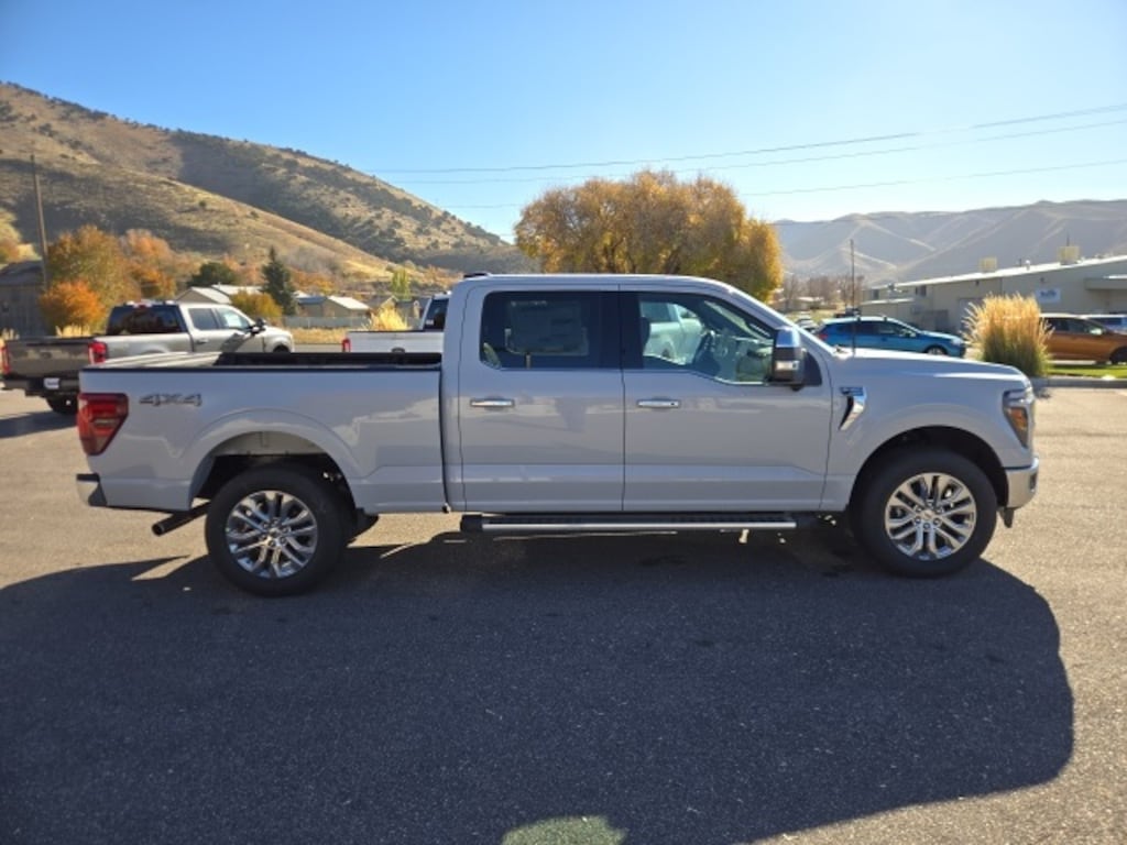 New 2025 Ford F-150 Lariat Truck SuperCrew Cab