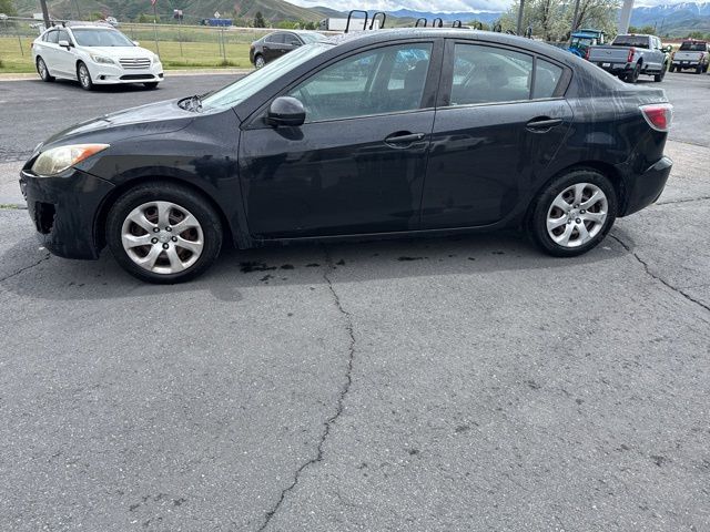 Used 2011 Mazda MAZDA3 i Sport with VIN JM1BL1UF4B1491335 for sale in Morgan, UT