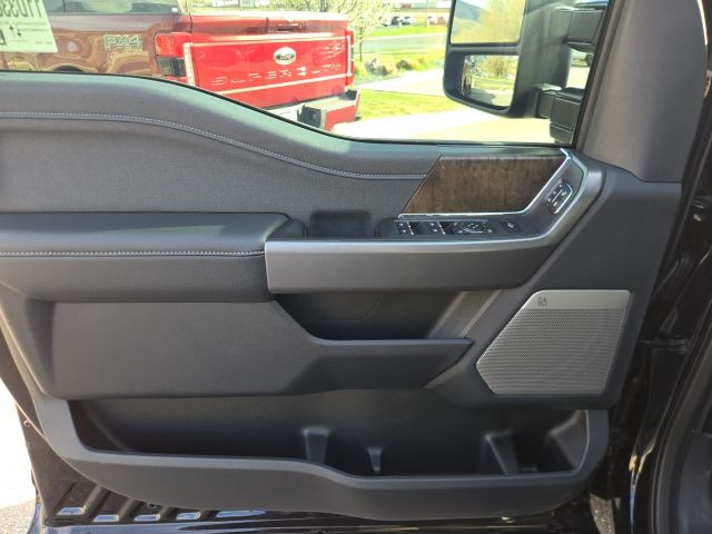 2026 Ford F-350 Super Duty Lariat - Photo 15