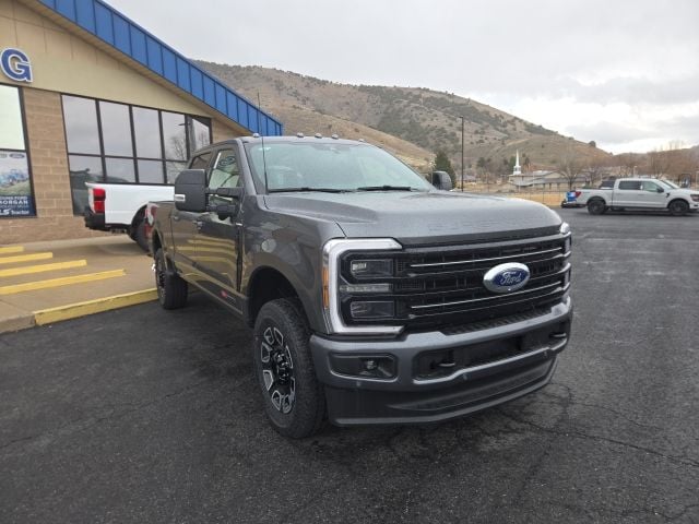 2026 Ford F-350 Super Duty Platinum - Photo 9