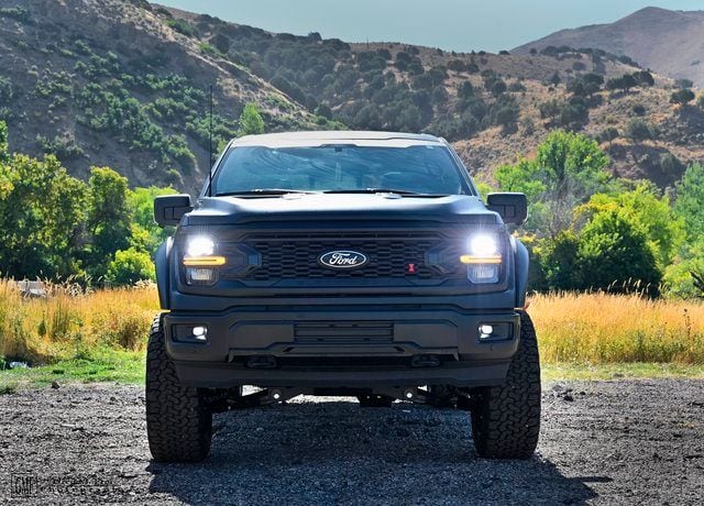 2025 Ford F-150 XLT - Photo 9