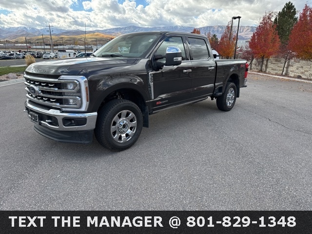 2024 Ford F-350 Super Duty Lariat's photo