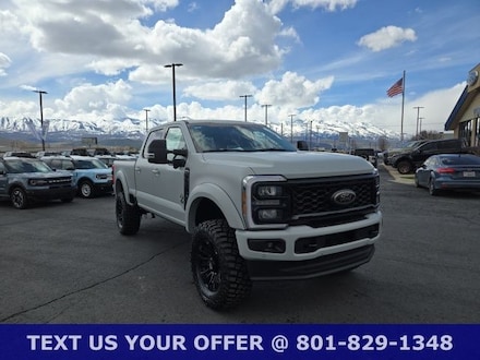 2025 Ford F-250 Black Widow Truck Crew Cab