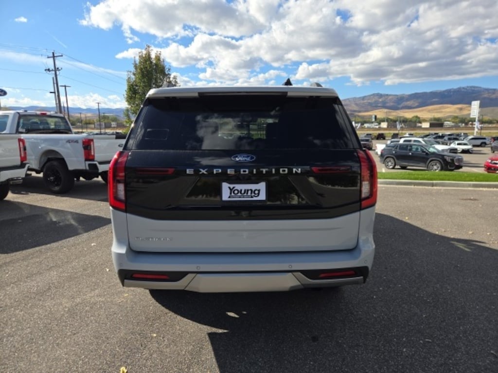 New 2025 Ford Expedition Platinum SUV