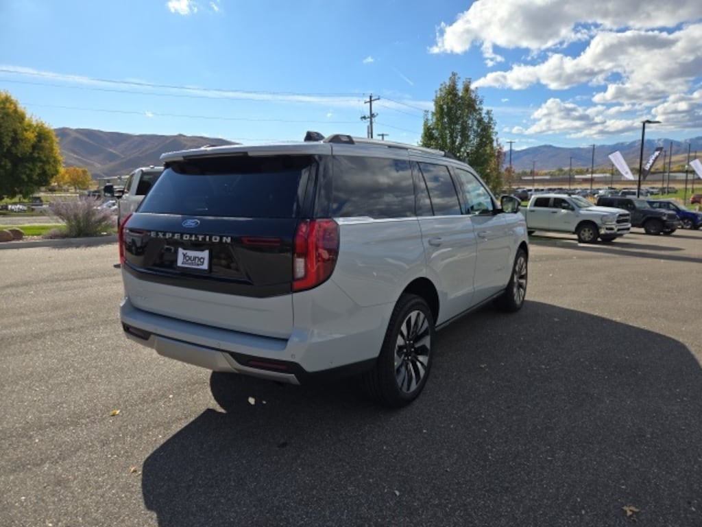 New 2025 Ford Expedition Platinum SUV