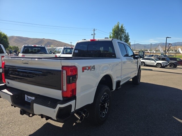 2026 Ford F-350 Platinum photo 3