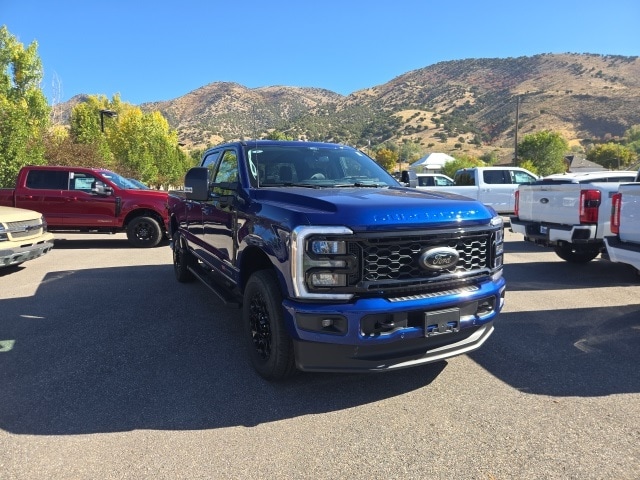 2026 Ford F-350 Super Duty Lariat's photo
