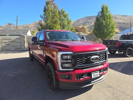 2026 Ford F-350 Lariat Truck Crew Cab