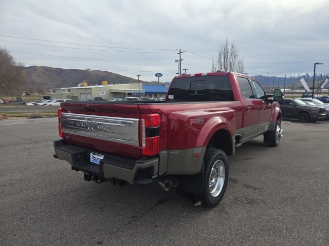 2026 Ford F-450 King Ranch photo 3