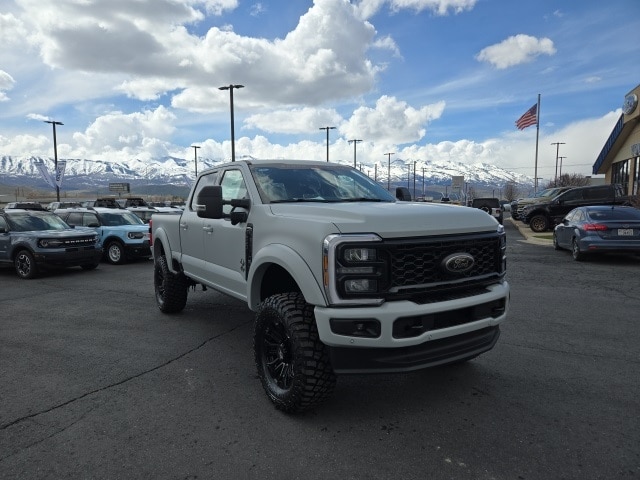 2025 Ford F-250 Super Duty Lariat's photo