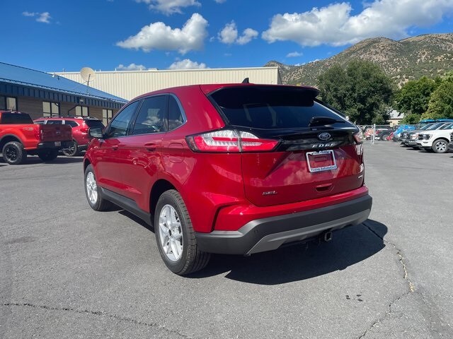 2024 Ford Edge SEL photo 3