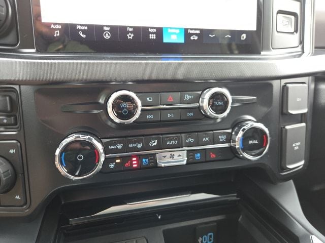 2026 Ford F-350 Super Duty Platinum - Photo 24