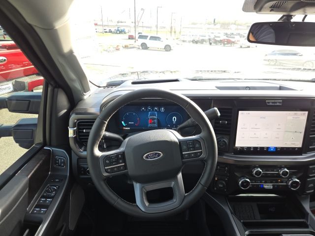 2026 Ford F-350 Super Duty Lariat - Photo 17