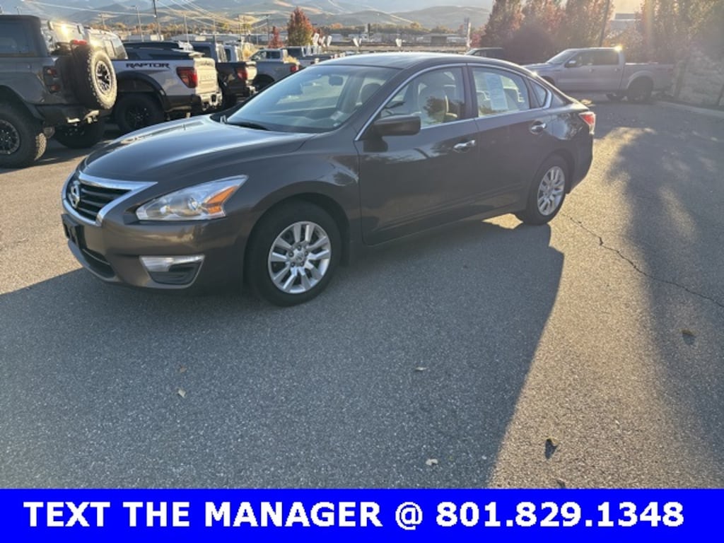 Used 2014 Nissan Altima 2.5 S Sedan