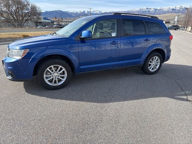 2015 Dodge Journey SXT photo 2