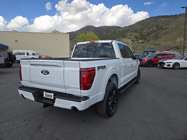 2025 Ford F-150 Lariat photo 3