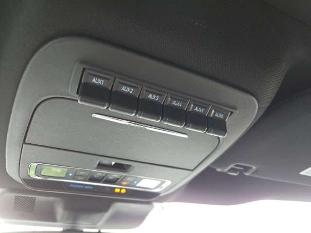 2026 Ford F-350 Super Duty Platinum - Photo 33