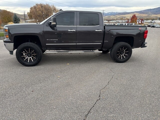 2015 Chevrolet Silverado 1500 LTZ photo 3