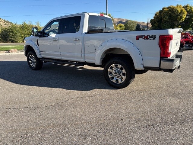 2017 Ford F-250 XLT photo 3