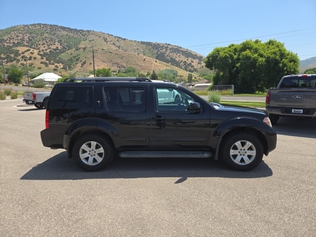 Used 2005 Nissan Pathfinder LE with VIN 5N1AR18W15C762117 for sale in Morgan, UT