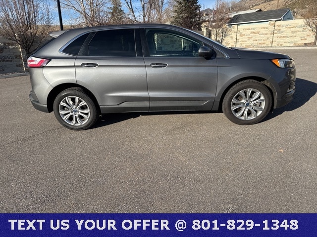 2022 Ford Edge Titanium