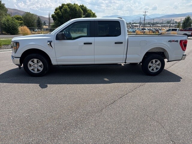 2023 Ford F-150 XLT photo 2