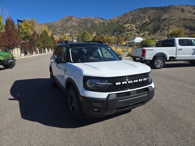 2025 Ford Bronco Sport Outer Banks's photo