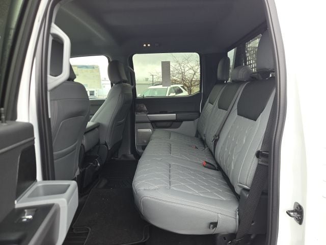 2026 Ford F-350 Super Duty XLT - Photo 37