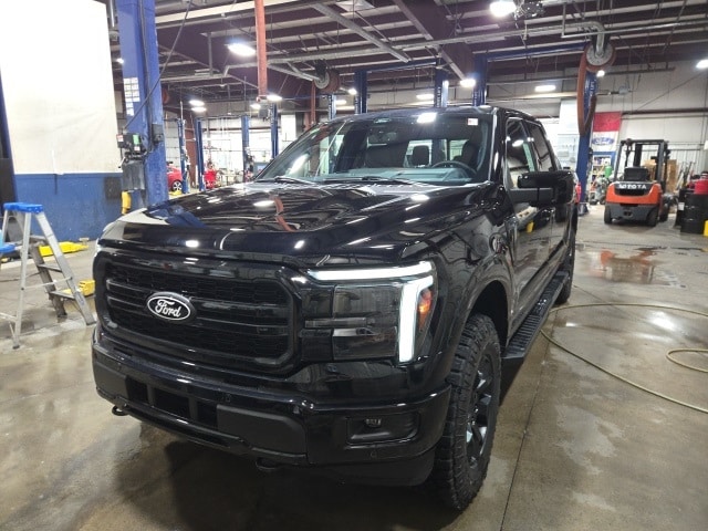 2025 Ford F-150 Lariat's photo