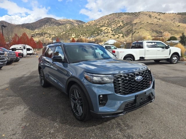 2026 Ford Explorer ST's photo