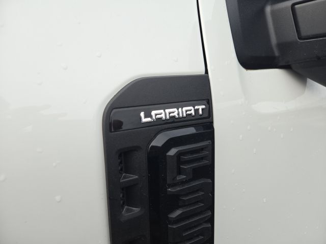 2025 Ford F-350 Super Duty Lariat - Photo 13