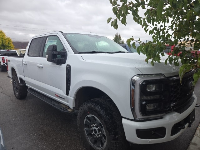 2026 Ford F-350 Super Duty Lariat's photo