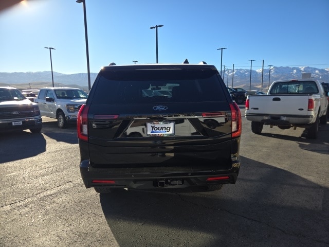 2026 Ford Expedition photo 3