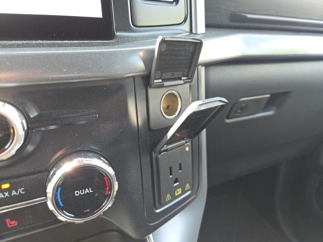 2025 Ford F-150 XLT - Photo 52