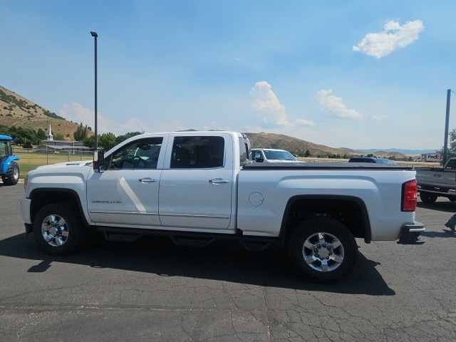 Used 2019 GMC Sierra 3500 Denali HD Denali with VIN 1GT42WEY4KF172951 for sale in Morgan, UT