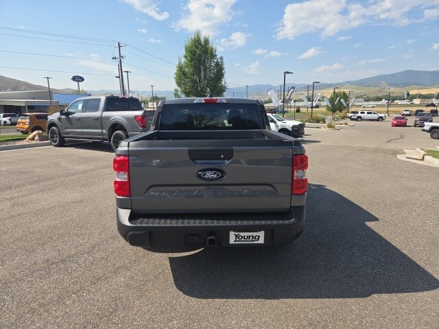 2025 Ford Maverick XLT photo 2